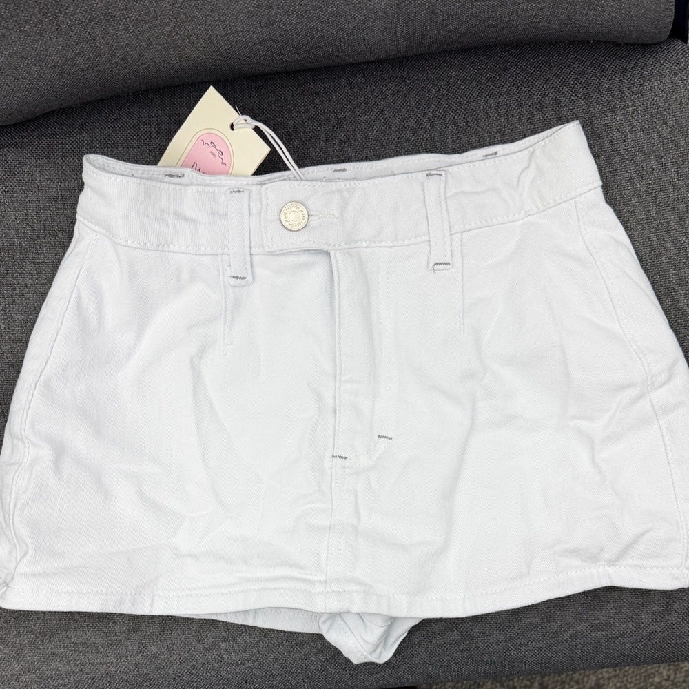 Amazon Women's White Mini Skirt